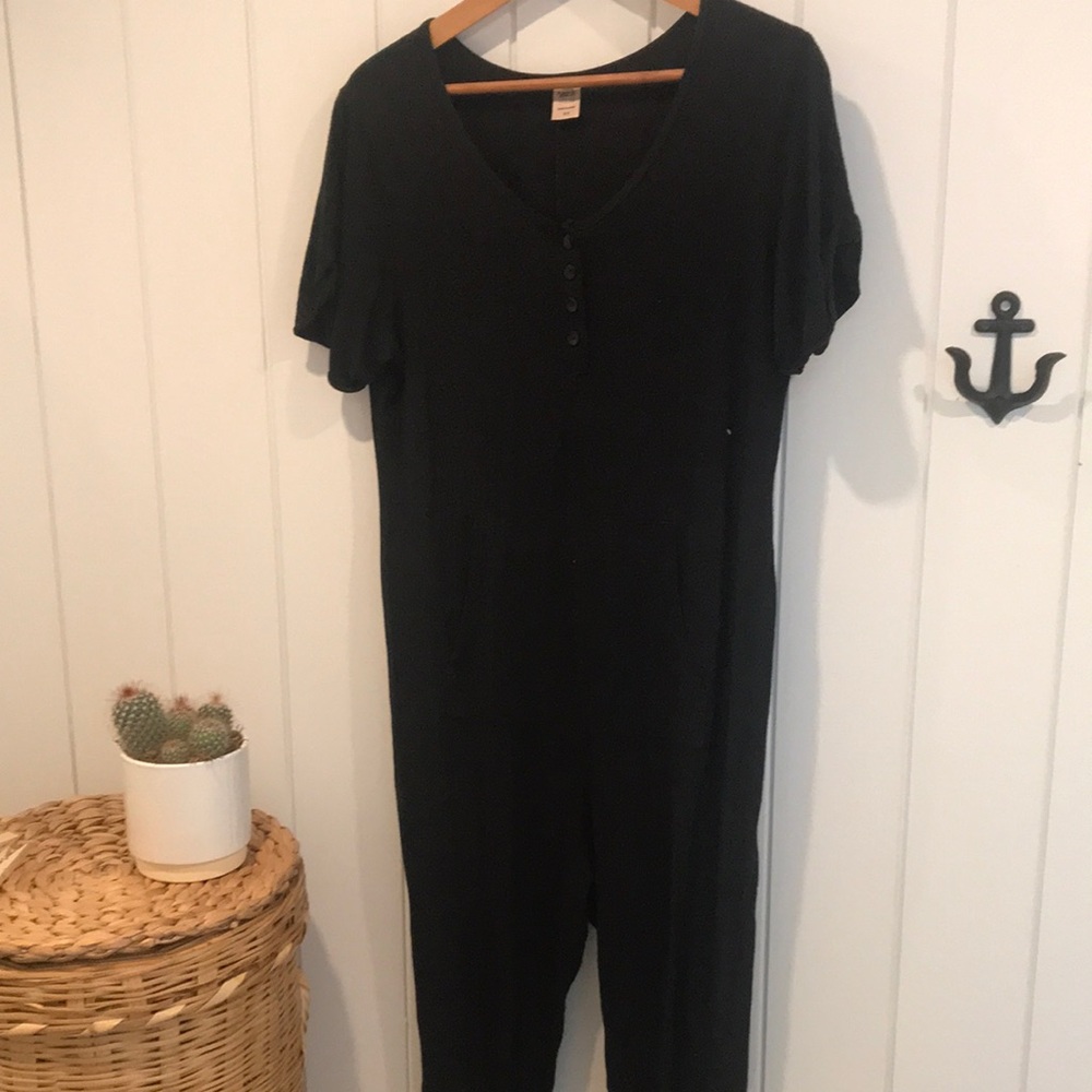 Smash and Tess Black Short Sleeve Jumpsuit